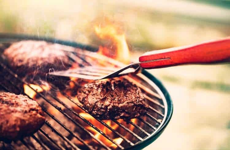How to BBQ Chicken on A Charcoal Grill.